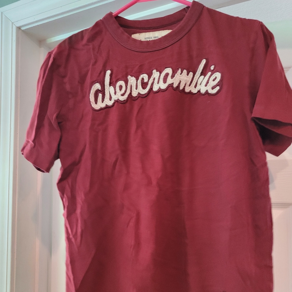 Abercrombie tshirt
